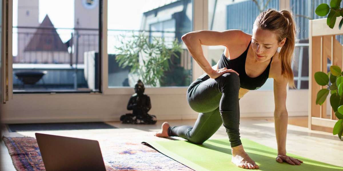 Canada’s Top-Rated Online Yoga Classes for Wellness