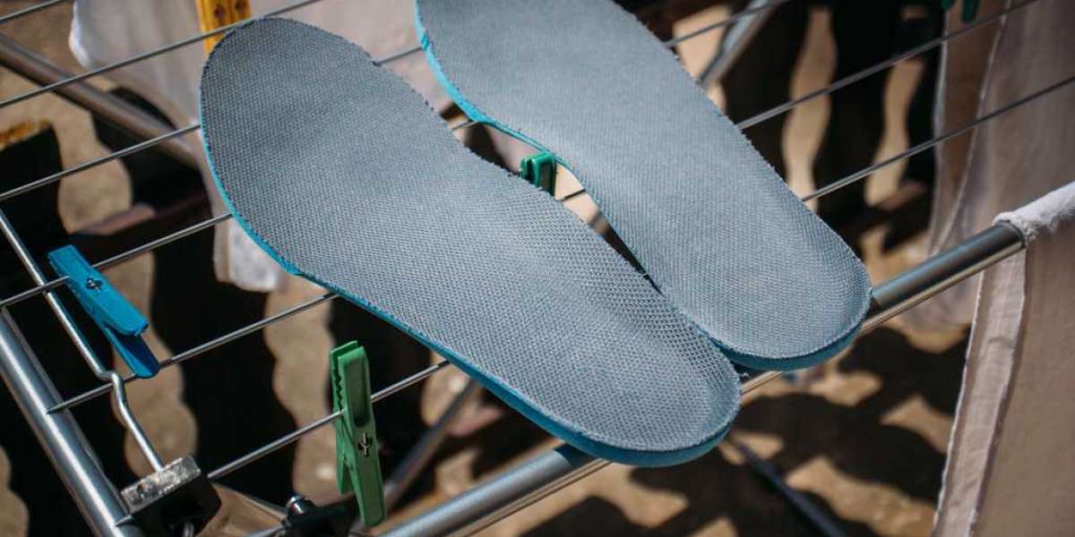 How to Choose High Arch Support Insoles for Maximum Comfort at Work