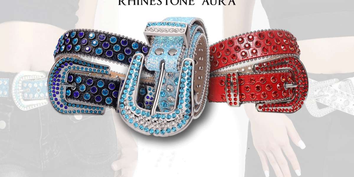 Seasonal Style: Rhinestone Belts Perfect for Summer and Winter