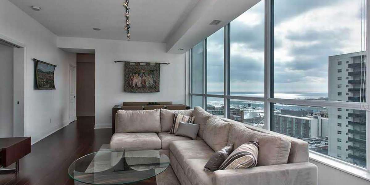 Port Credit Condos for Sale: Your Guide to Lakeside Living in Mississauga