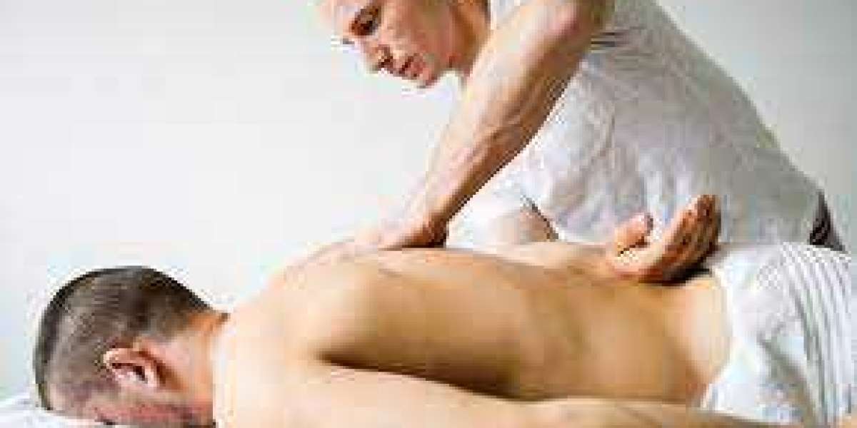 What to Expect During Your First Massage Therapy Session at Legend Physiotherapy in Surrey?