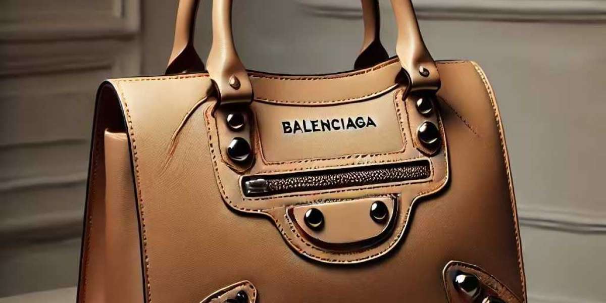 發現 TW Balenciaga：你的購買 Balenciaga 包包的絕對必備終極指南！