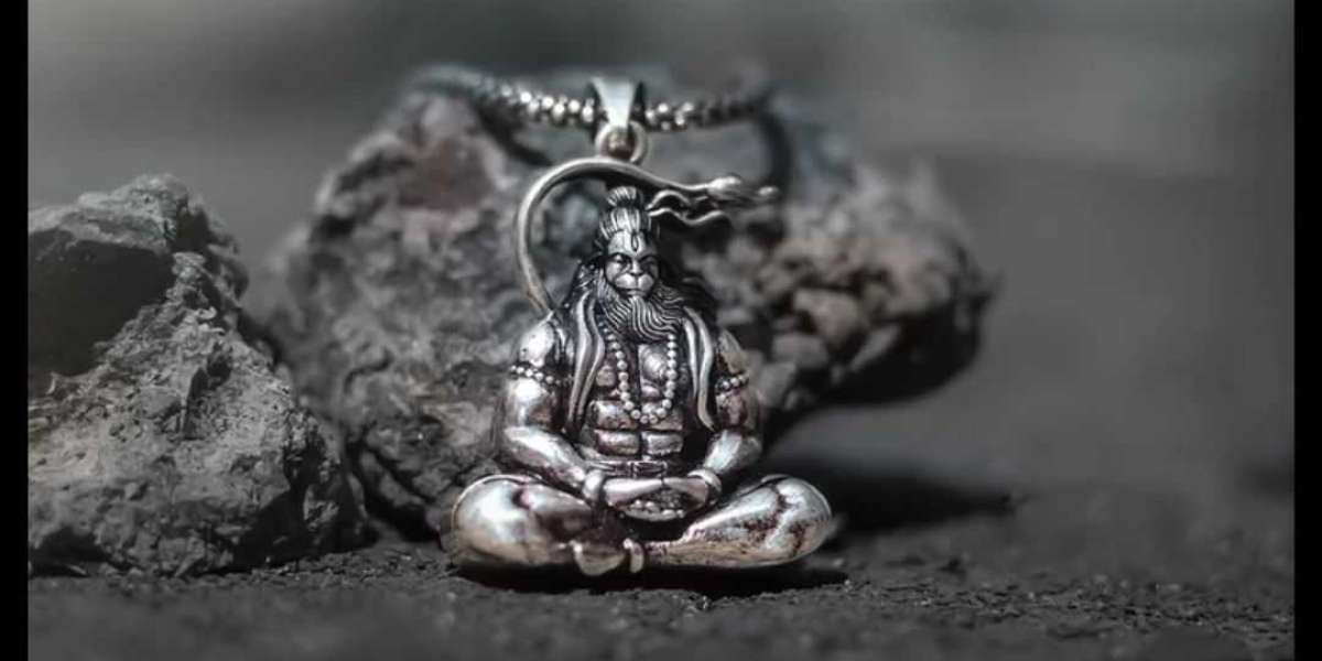 Why Hanuman Silver Lockets Are a Must-Have for Devotees